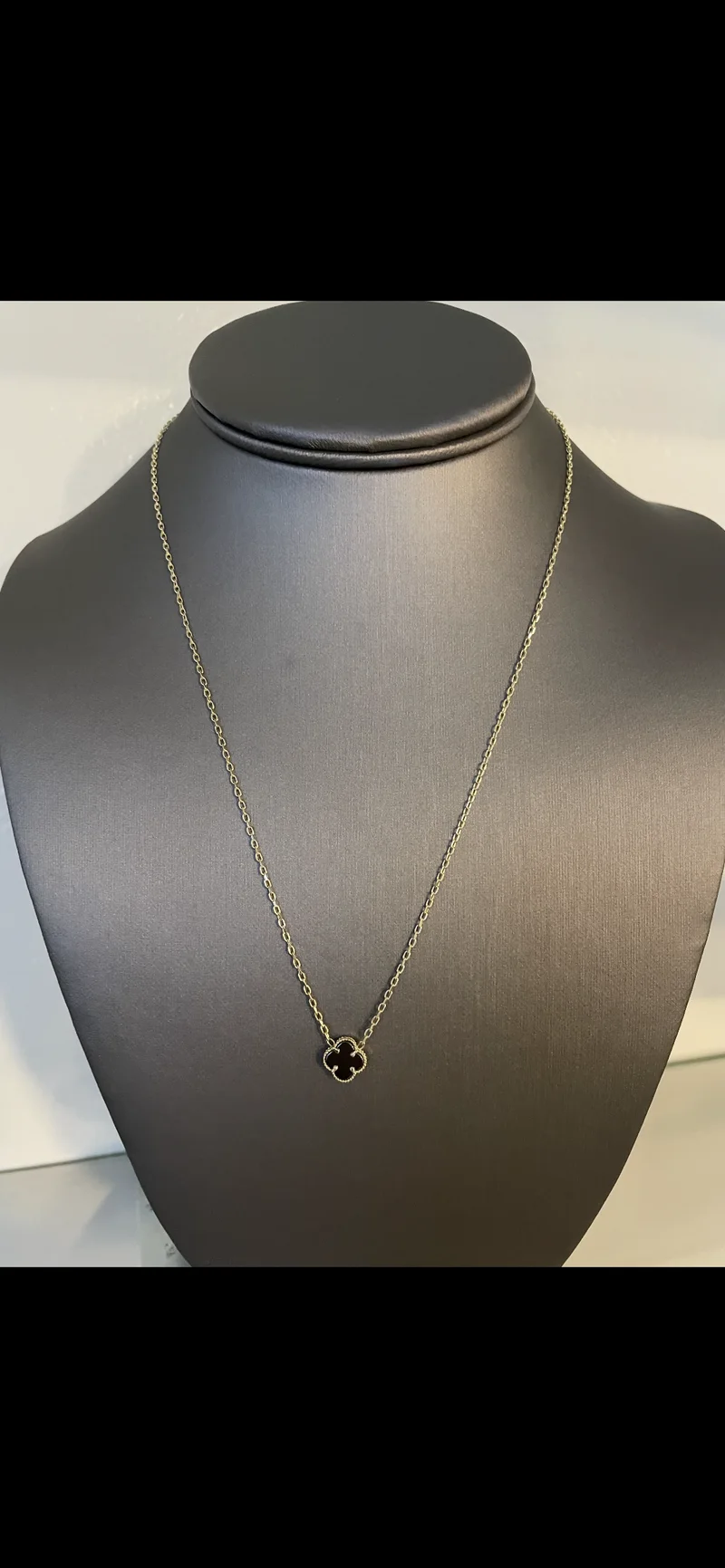 10k yellow gold onyx clover necklace